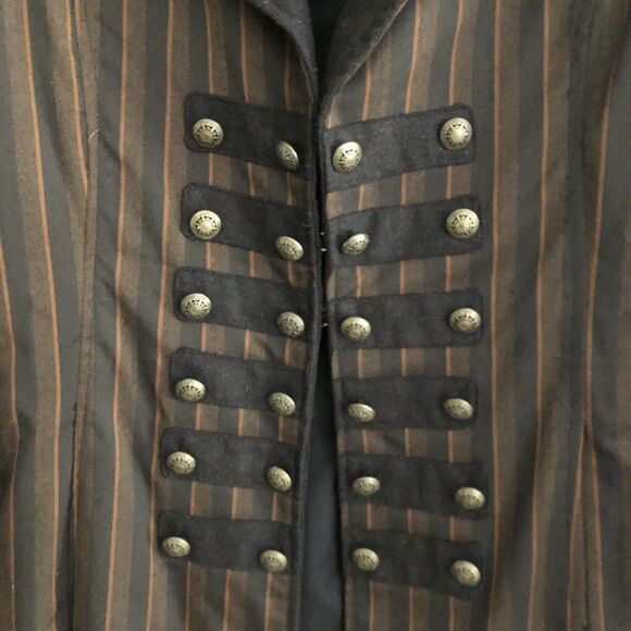 Spirit Halloween Steampunk Trench Coat Size M &Top Hat With Goggles Cosplay Goth - Picture 7 of 12